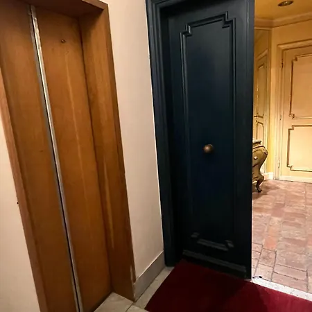 Antico Apartment Rome